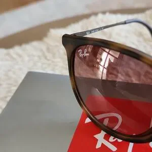 NWT IOB Ray Ban Erika Havana Tortoise  Framed Women\'s Sunglasses ? Ray-Ban | Accessories | Nwt Iob Ray Ban Erika Havana  main image 2
